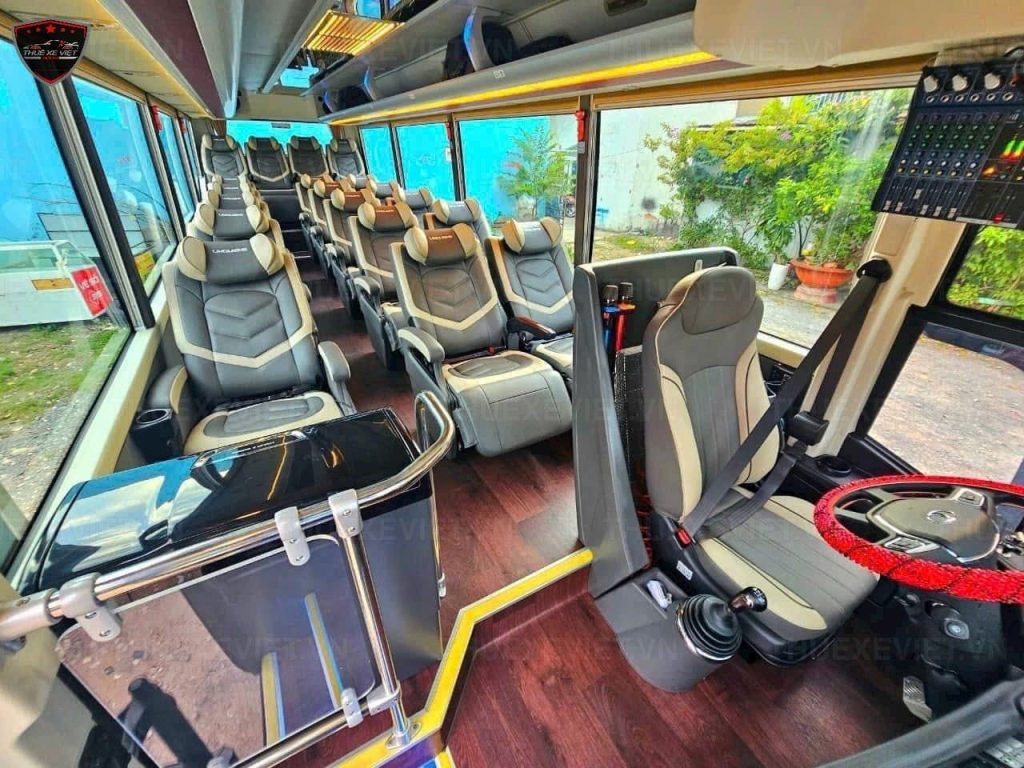 thuê xe limousine đi gia lai